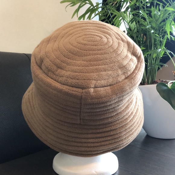 One Size Fits All Bucket Hat Lined Super Soft feel In Excellent Condition. - Picture 4 of 7